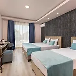 Hotel Hotella & Serik