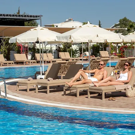 Hotel Hotella & Serik