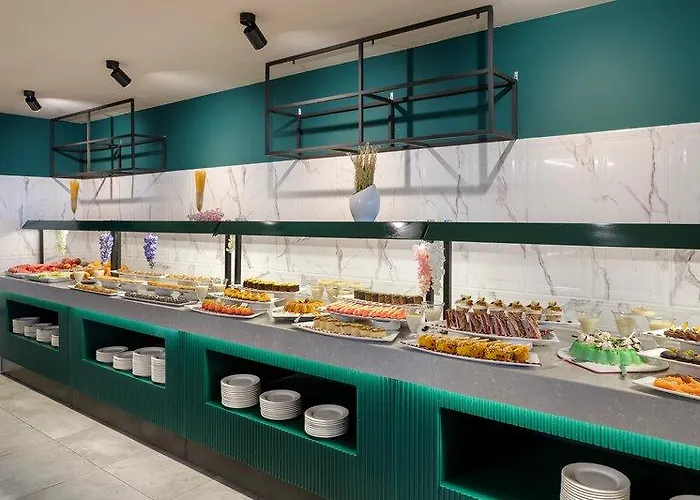 Hotella & 4* 塞里克