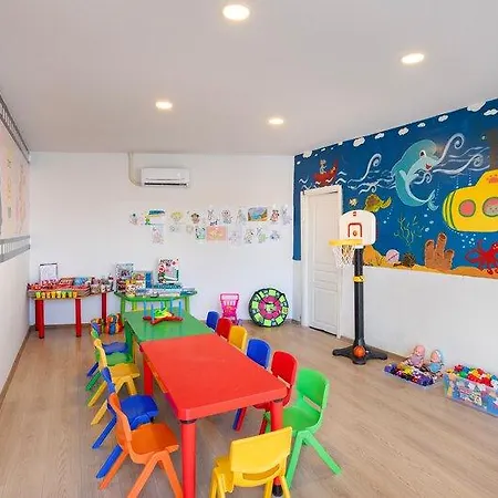 Hotel Hotella &